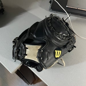 Wilson A2000 Baseball Catchers Glove M2 33.5” New without tags  Made In Japan SuperSkin