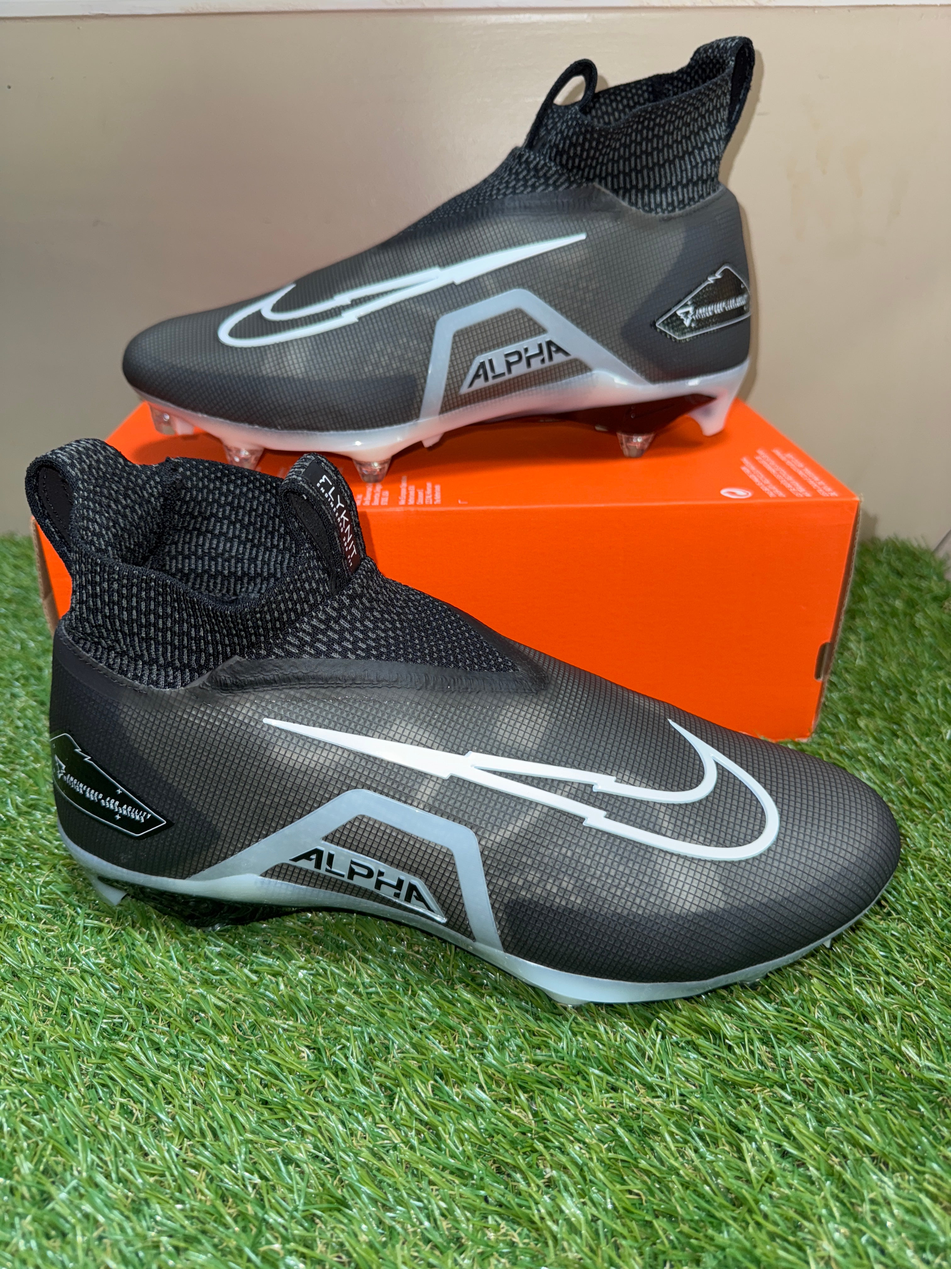 Nike Alpha Menace Elite 3 Detachable P PE Football Cleats  display picture 3