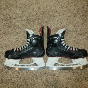 Bauer Vapor X500 Hockey Skates Regular Width Size 2 (Used)