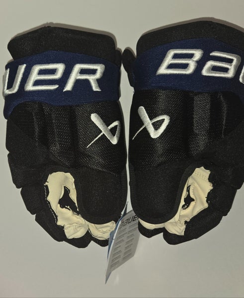 Auston Matthews Papi Bauer Vapor Hyperlite Gloves 13" Pro Stock (New)