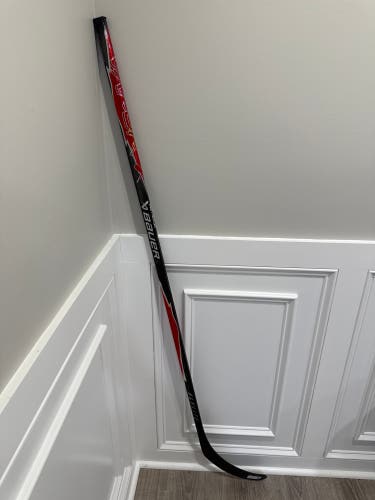 Senior Bauer Vapor FlyLite Right Handed Hockey Stick P92 (New) 70 flex