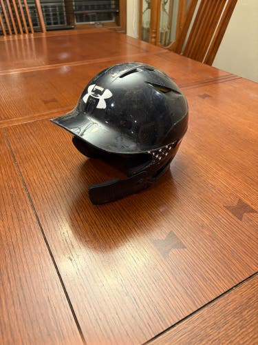 Small / Medium Under Armour UABH2-100 Batting Helmet (Used)