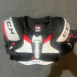 Small Senior CCM JetSpeed FT475 Shoulder Pads (Used)