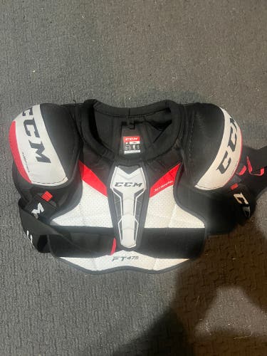 Small Senior CCM JetSpeed FT475 Shoulder Pads (Used)