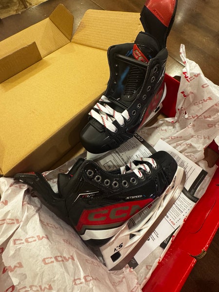 CCM JetSpeed FT6 Pro Hockey Skates Regular Width Size 3 (New)