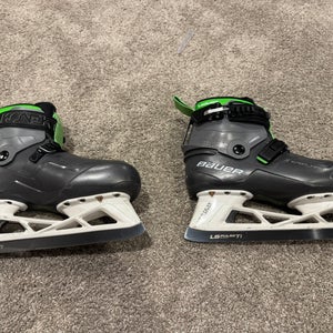 Bauer Konekt HF2 Goalie Skates, Size 5, Includes LSPulseTI Steel (Used)