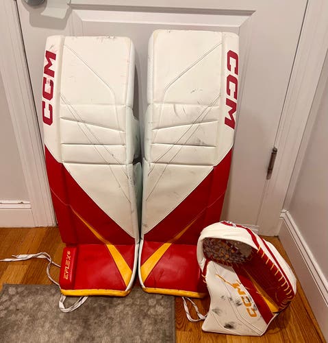 Markstrom Eflex 6 pads and glove