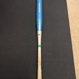 White AXE Avenge Lite Composite softball fastpitch Bat (-11) 23 oz 34" (Used)