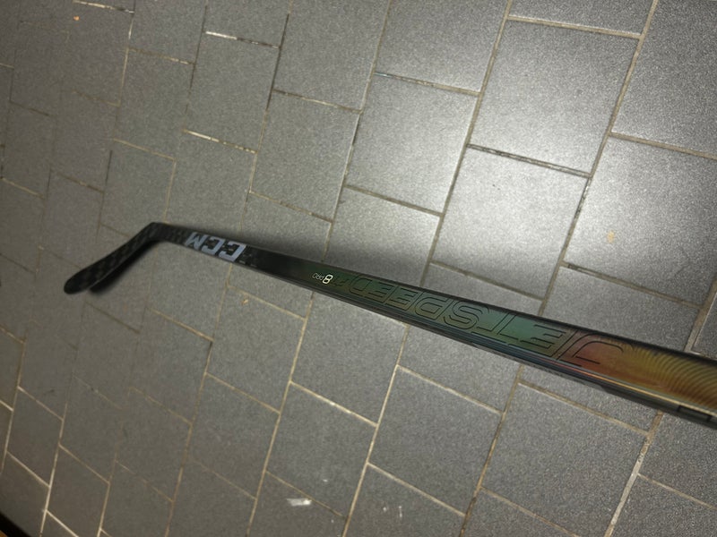 CCM JetSpeed FT8 Pro 75 Flex Left Hand Hockey Stick P28 (New)