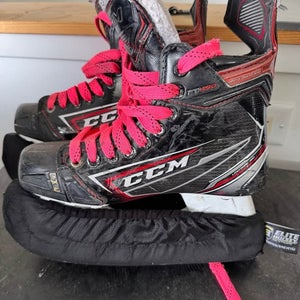 CCM JetSpeed FT490 Hockey Skates Size 4.5 (Used)