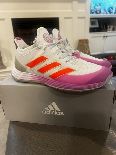 Women's Size M 7.0 (W 8.0) Adidas Tennis Shoes (New)