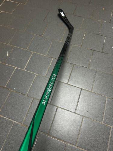 Bauer Vapor Hyperlite 2 87 Flex Left Hand Hockey Stick P92 (New)