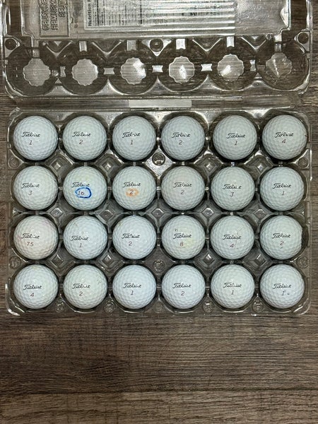 24 Titleist Pro V1x Golf Balls - 4A Near-Mint Condition