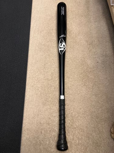 Black Louisville Slugger M9 C243 Maple BBCOR Certified wood Bat (-3) 30 oz 33" (Used)