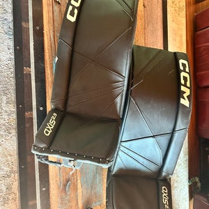 31" CCM Axis 2.9 Goalie Leg Pads (Used)