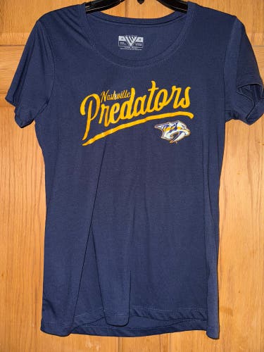 Women’s size medium Nashville predators hockey T-shirt