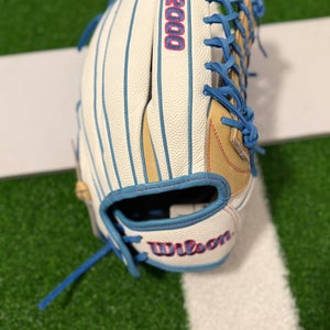 2025 Wilson A2000 RH Outfield Softball Glove 12.5" (New)
