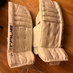 2024 32" True Catalyst 7X3 Goalie Leg Pads (Used)