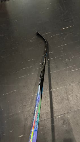 Senior Bauer Nexus Tracer Right Handed Hockey Stick P28 (New)