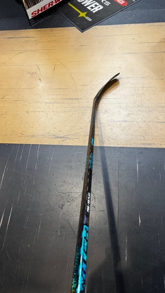 Senior Bauer Twitch Left Hand Hockey Stick P92 (New)