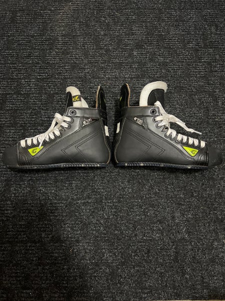 Graf G735 Pro Hockey Skates - Size 5.5R - 4