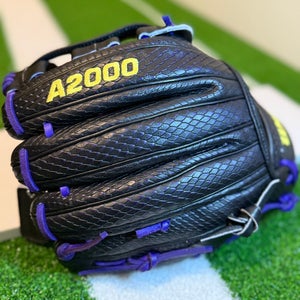 2025 Wilson A2000 RH Infield Baseball Glove 11.5" (New)