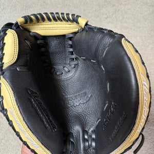 Akadema RH Catcher's Baseball Glove 33.5" (Used)