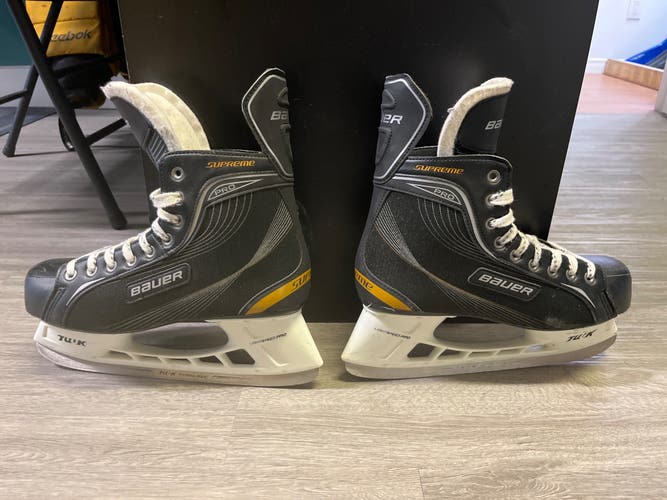 Bauer Comp Supreme Pro Hockey Skates Regular Width  10 (Used)