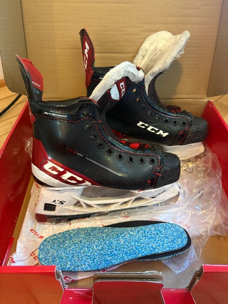 CCM JetSpeed FT485 Hockey Skates Regular Width Size 3 (Used)