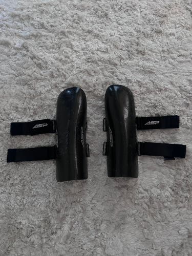 Shin Guards Small Leki Shin Guard (Used)