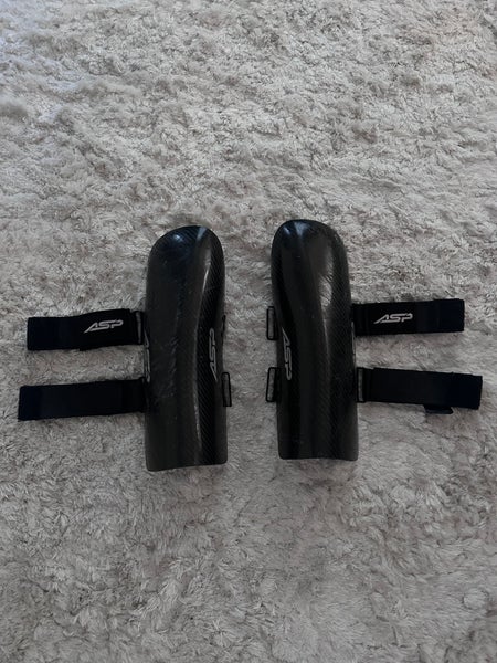 Shin Guards Small Leki Shin Guard (Used)
