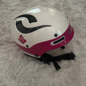 Women's Medium/Large Sweet Protection Helmet (Used)