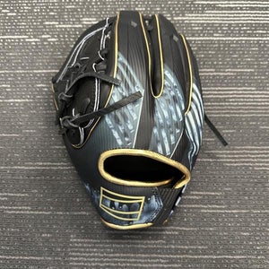 Pitcher's LH Rawlings REV1X Baseball Glove 11.75" (New)