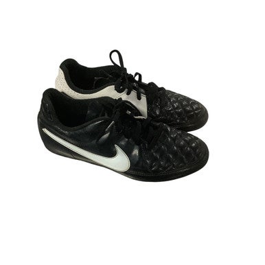 Used Nike JR. TIEMPO RIO II FG-R Soccer Cleats Black Junior 04.5 11479-S000402695