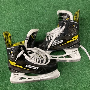 Senior Bauer Supreme M3 Hockey Skates Regular Width 7 (Used)