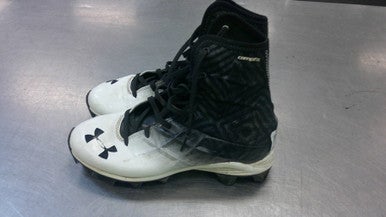 Used Under Armour Jr FB Cleats Black Junior 04 11339-S000193884