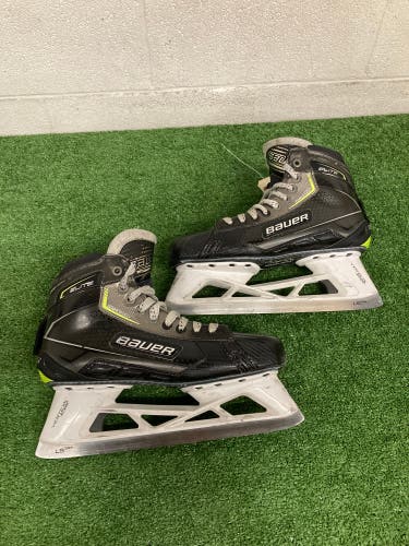 Senior Bauer Elite Hockey Goalie Skates Regular Width 10 (Used)
