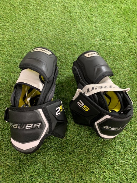 Senior Medium Bauer Supreme 2S Elbow Pads (Used)