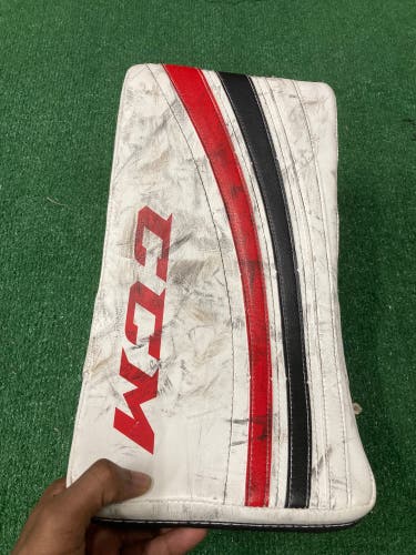 Red Senior CCM Extreme Flex Pro Goalie Gloves & Blockers Regular Pro Stock (Used)
