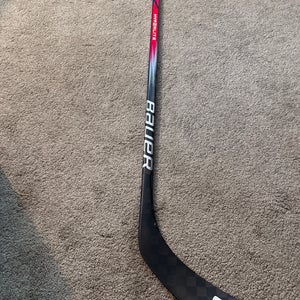 New Junior Bauer Left Hand P92 50 Flex Vapor Hyperlite 2 Hockey Stick