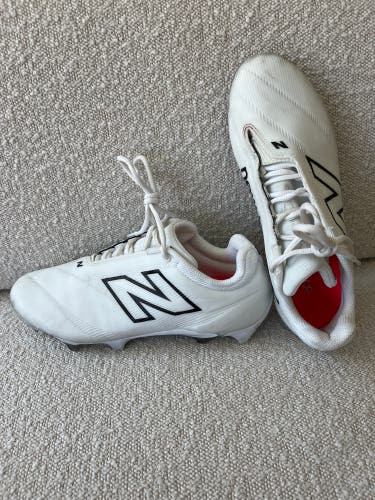 White Unisex Size M 9.0 (W 10.0) Warrior Burn X4 Lacrosse Cleats