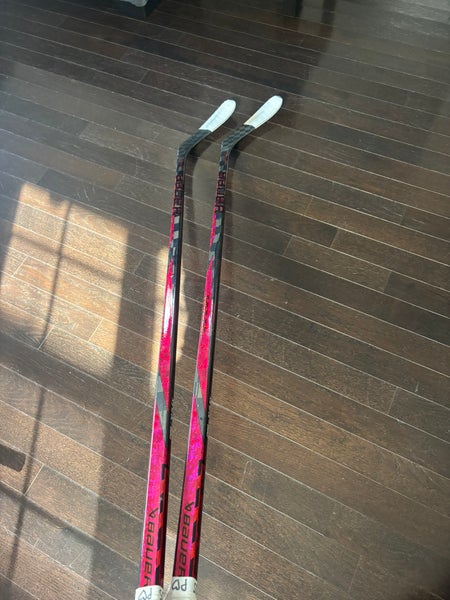 Senior Bauer Right Handed Hockey Stick Toe Pattern (New)