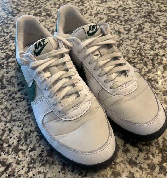 Nike Field General turf shoes green sz 10 cleats football lacrosse