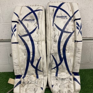 White 28" Junior Reebok 7000 Jr Goalie Leg Pads (Used)