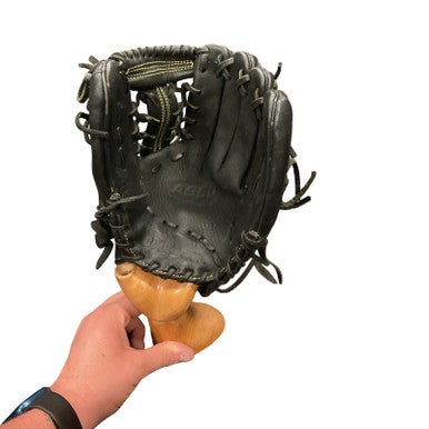Used Wilson A950 BB/SB Glove RH Throw Black 11 3/4" 11859-S000024882