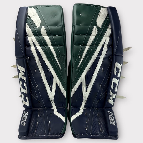 Pro Stock Game Used CCM EFlex 4 Goalie Pads Blocker Bauer Hyperlite Catcher Set