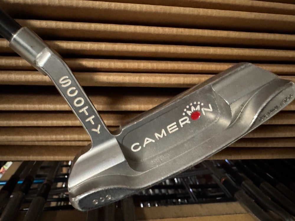 Scotty Cameron Newport Studio Stainless 303 Blade Putter Headcover