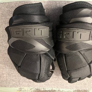Grit Python G900.1 Gloves 14" (Used)