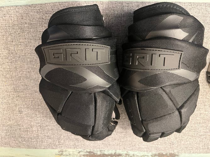 Grit Python G900.1 Gloves 14" (Used)