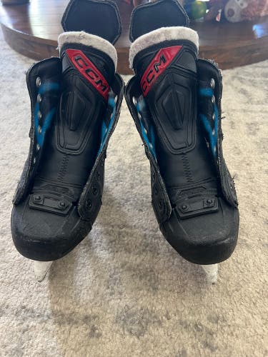 CCM JetSpeed FT670 Hockey Skates Regular Width Size 1 (Used)